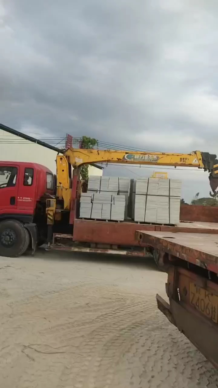 廉江芝麻白，廉江芝麻灰，阳江白麻，毛光板，火烧面，荔枝面，栏杆，石桌，