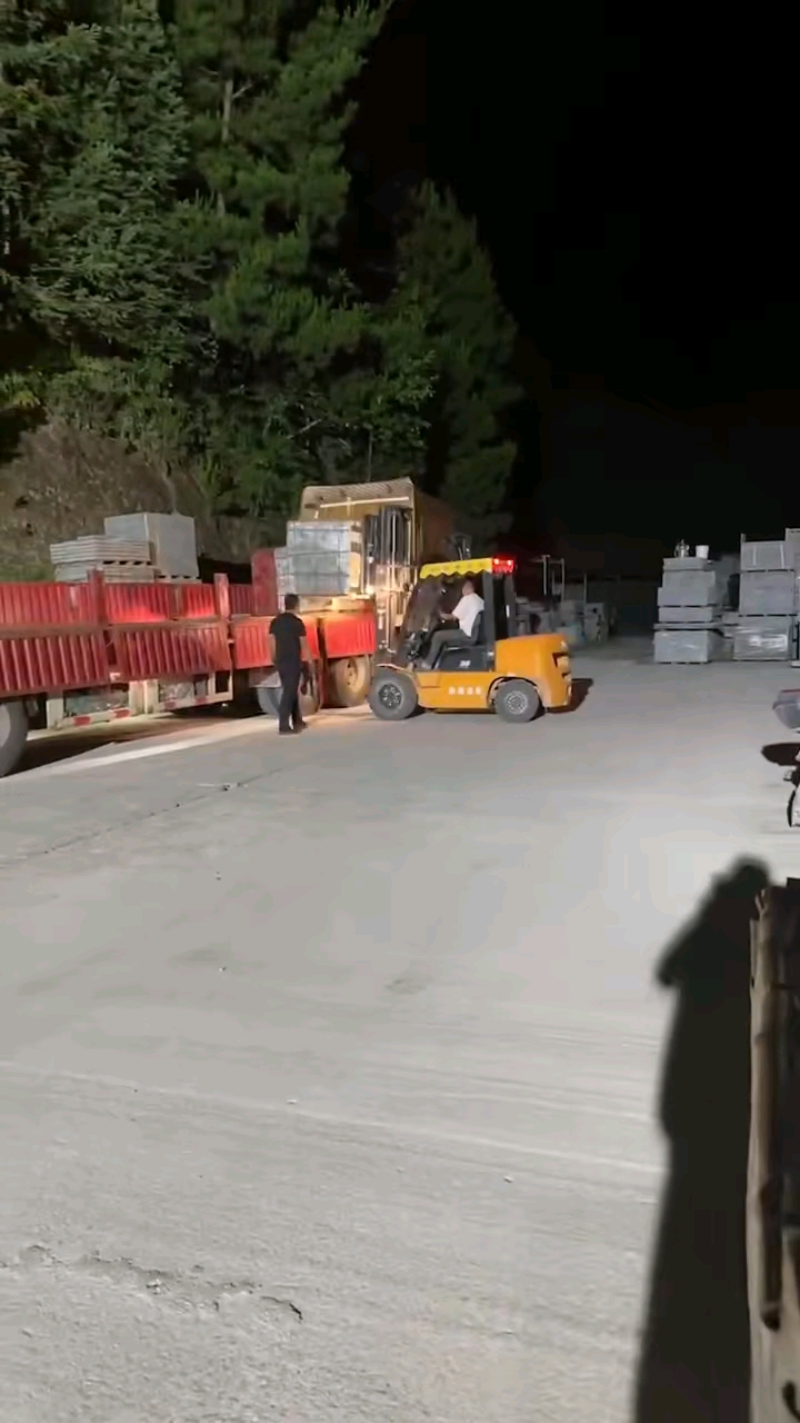 新芝麻黑654福建芝麻灰小蓝宝