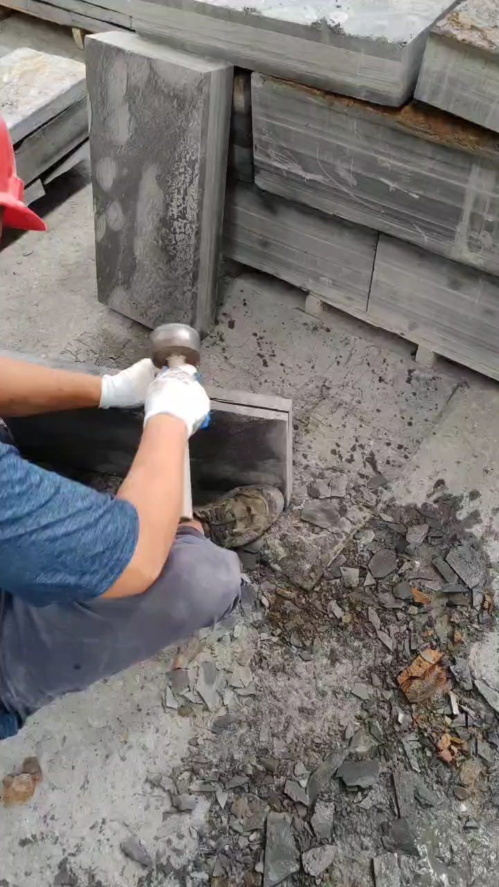 青石板厂家直销本公司经营各种青石板自然面机切面哑光面荔枝面蘑菇石