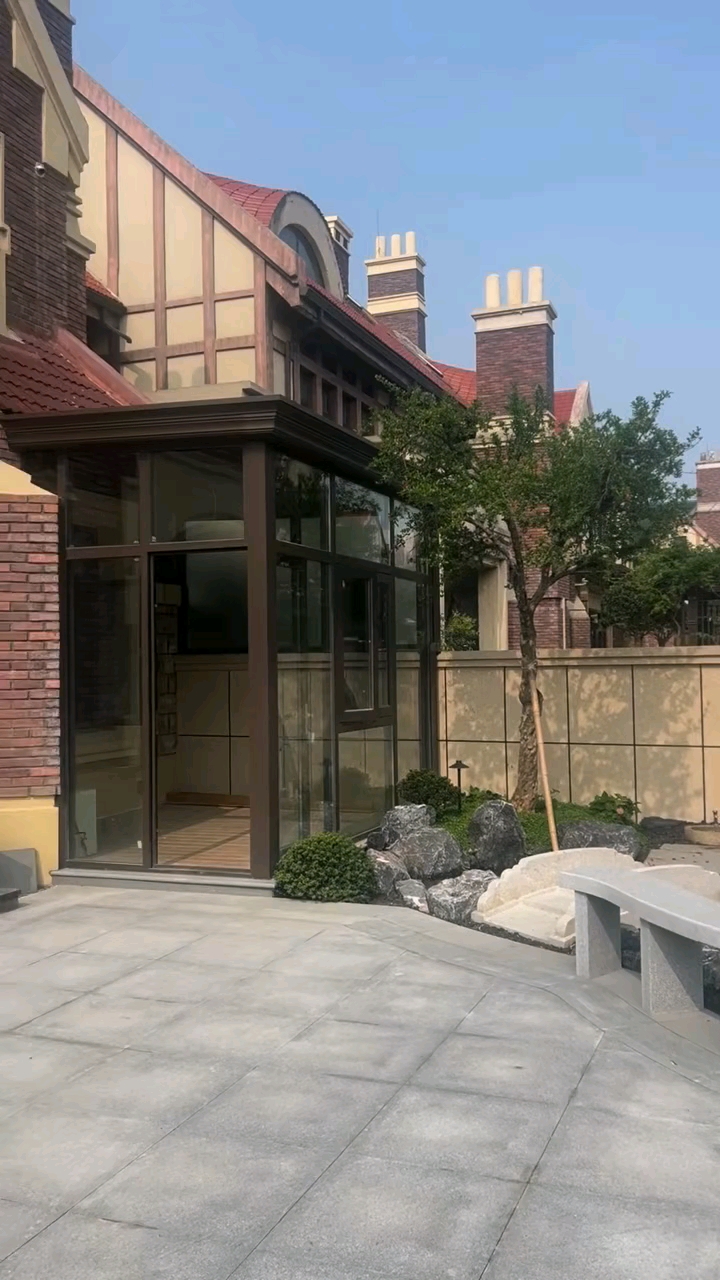 黑山石庭院造景