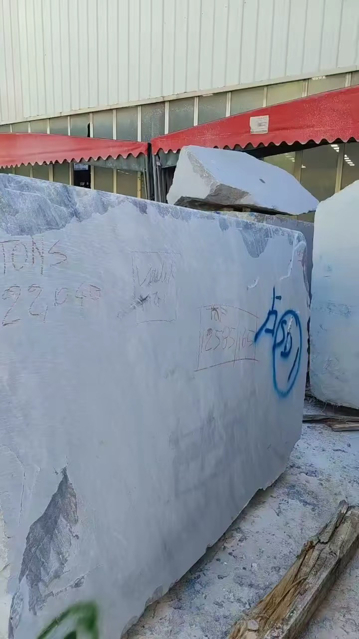 新到🇮🇹喜马拉雅灰一票
​地址澳盛澳盛 6b栋11区