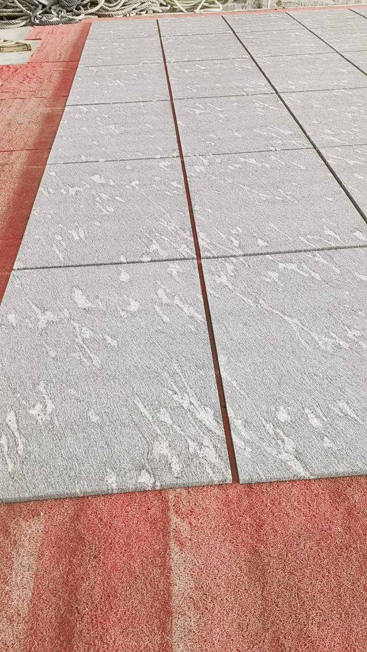 雪灰复合板工程单