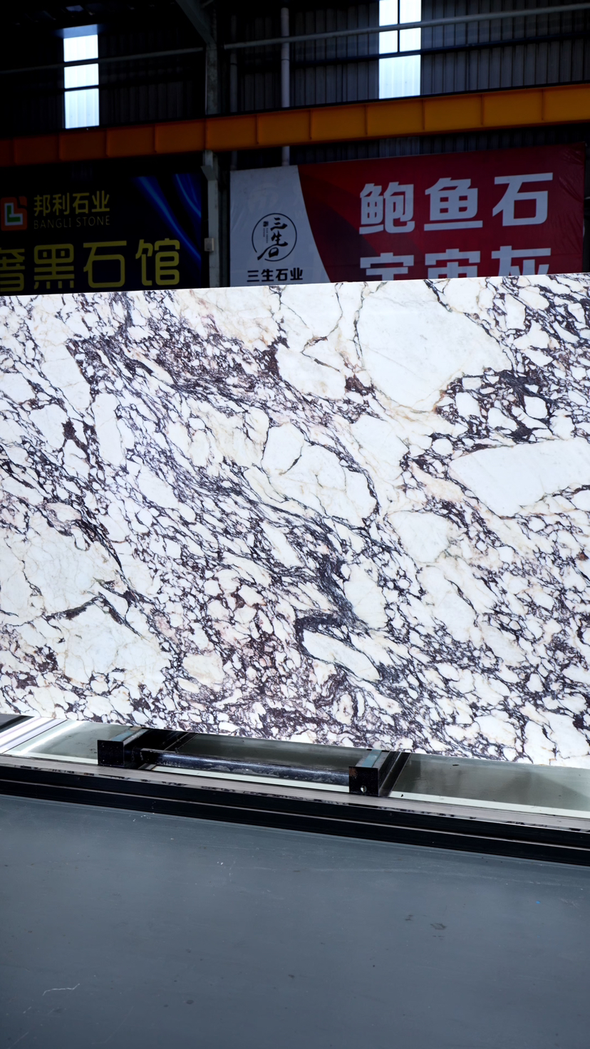 主营意大利白石宝格丽雪花白大花白细花白中花白卡拉拉白详情请联系