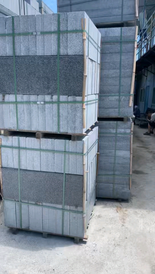 小蓝宝大量现货