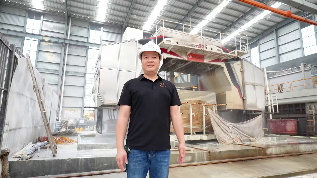 港裕石材，鱼肚灰/鱼肚白/香奈儿/伯爵灰/宾利灰，咨询热线：1366178578