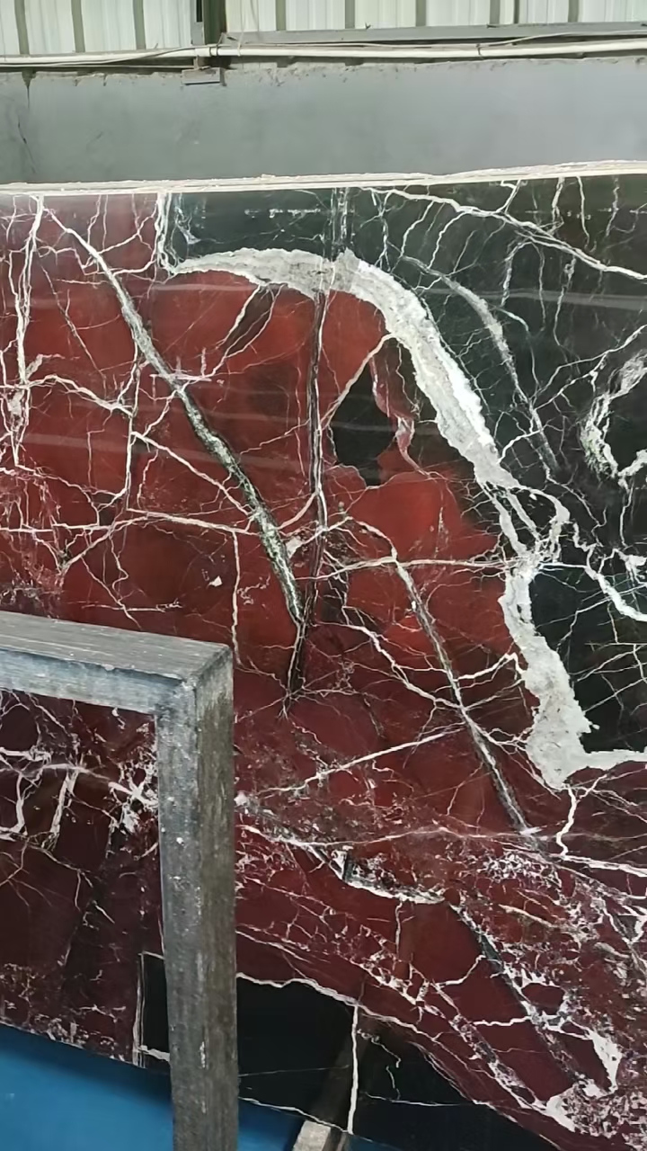 天气凉了情谊不凉秋风秋雨秋叶凉注意防凉添衣裳晨早祝福送吉祥身体健康