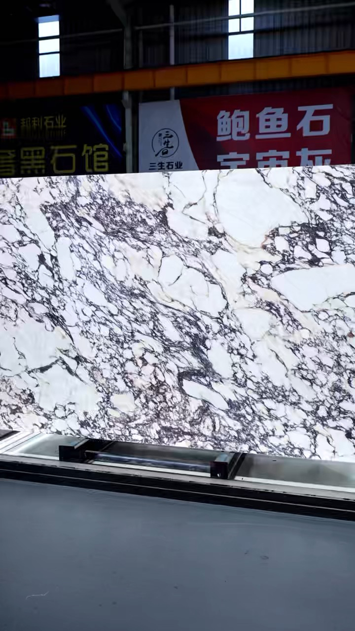 主营意大利白石宝格丽雪花白大花白细花白中花白卡拉拉白详情请联系