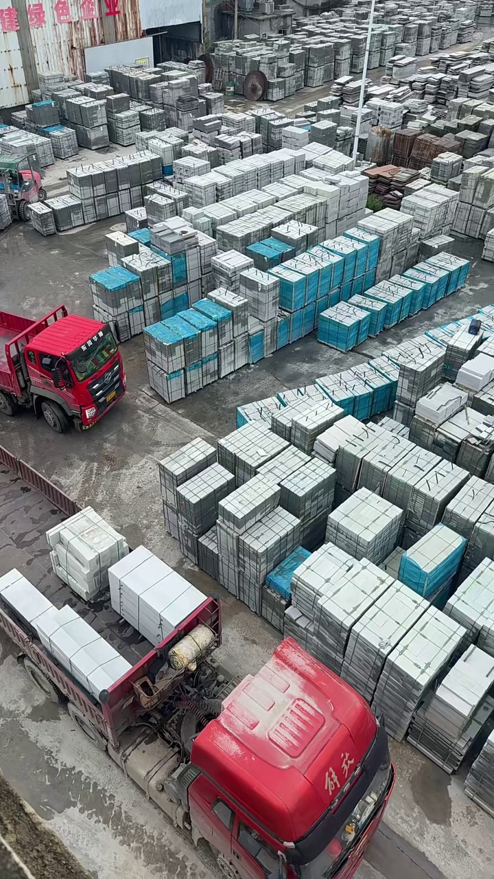 河南芝麻白，河南芝麻灰，路沿石，地铺石，异形加工，工程订单，厂矿一体、矿山直销、