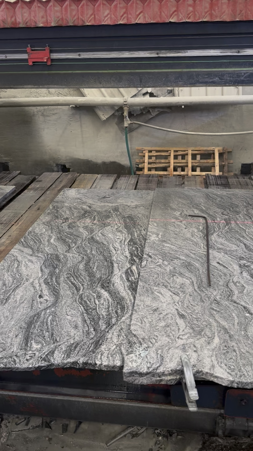 ￼厂矿直销：浪淘沙，幻彩麻，夜里雪！专业生产湖北浪涛沙、幻彩麻、夜里雪